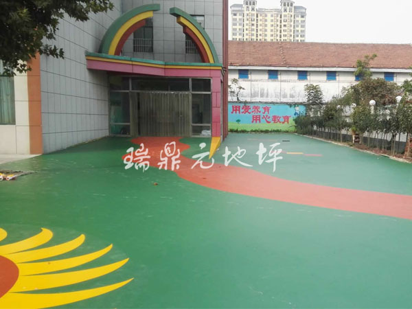 幼兒園硅pu場地